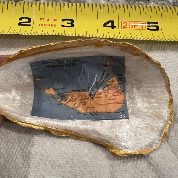 Nantucket Decorative Oyster Shells – Set of 3 with Gold Trim - Picture 6 of 14